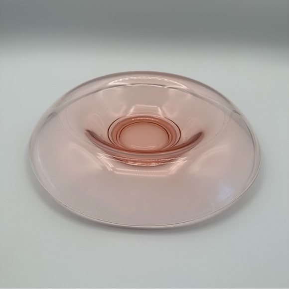 Vintage Pink 1930s Depression Glass Round Curved Waterfall Centerpiece Bowl - Picture 8 of 8